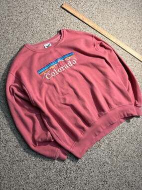 Vintage Pacific & Co. Colorado Embroidered Mountain Graphic Sweatshirt Pink